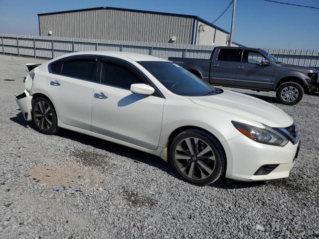 Photo 4 from auction – 2018 NISSAN ALTIMA SR with VIN 1N4AL3AP7JC107027