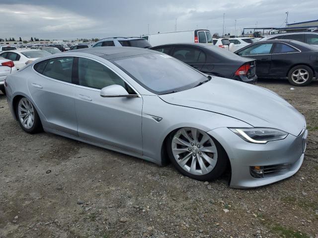 Photo 4 from auction – 2016 TESLA MODEL S with VIN 5YJSA1E22GF162410