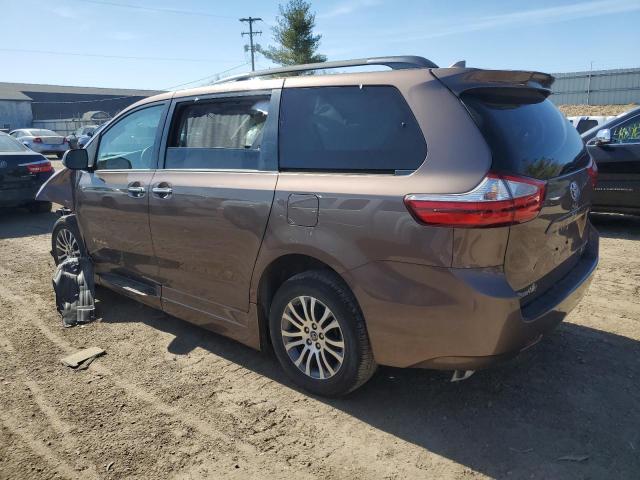 Photo 2 from auction – 2018 TOYOTA SIENNA XLE with VIN 5TDYZ3DC3JS965500