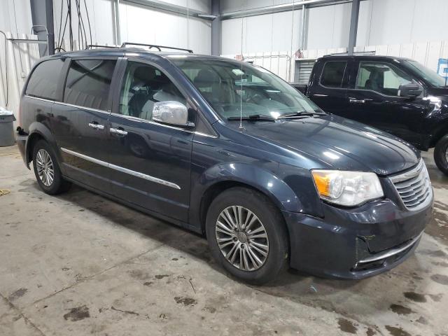 Photo 4 from auction – 2014 CHRYSLER TOWN & COU with VIN 2C4RC1CG6ER300958