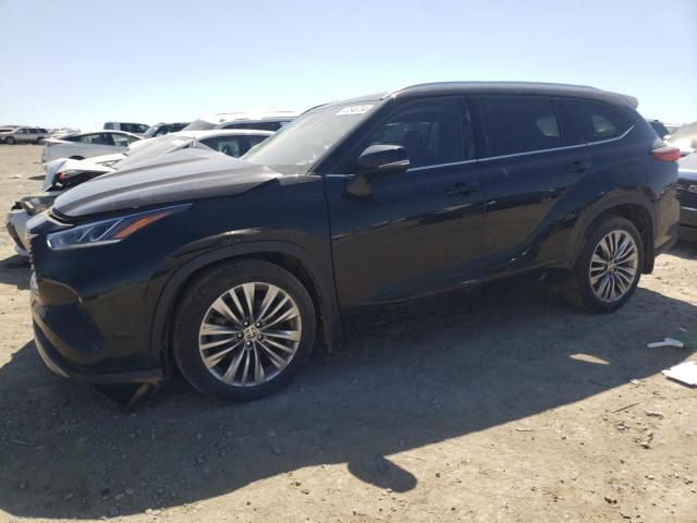 TOYOTA HIGHLANDER 2021 with VIN 5TDFZRBH1MS061884 - Photo from auction
