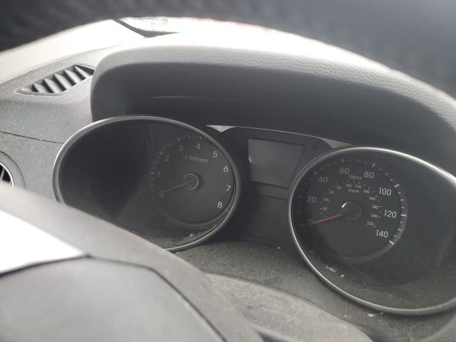 Photo 9 from auction – 2011 HYUNDAI TUCSON GLS with VIN KM8JU3AC8BU206838
