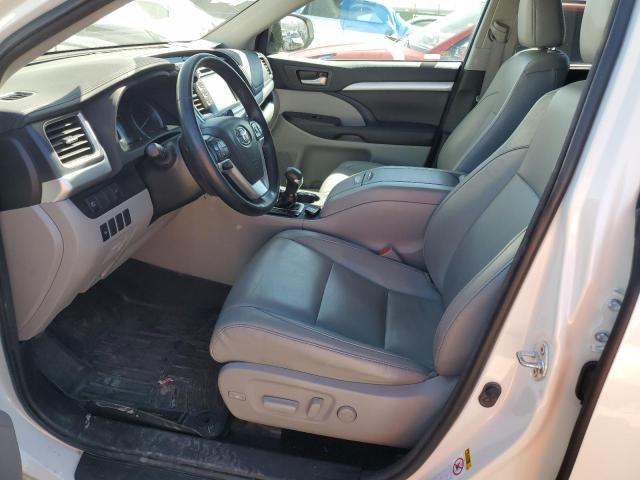 Photo 7 from auction – 2018 TOYOTA HIGHLANDER with VIN 5TDJGRFH2JS046770