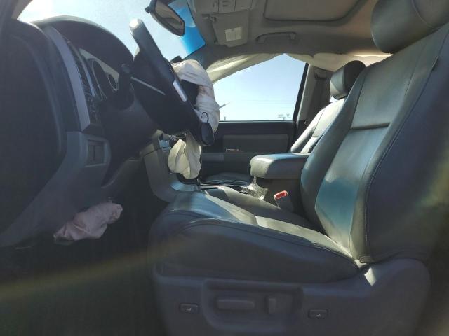Photo 7 from auction – 2016 TOYOTA SEQUOIA SR with VIN 5TDBY5G12GS145738