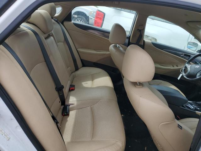 Photo 10 from auction – 2012 HYUNDAI SONATA HYB with VIN KMHEC4A49CA044174