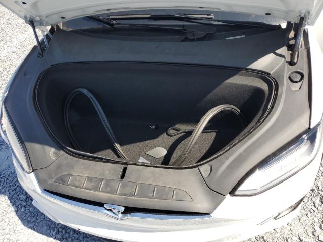 Photo 11 from auction – 2019 TESLA MODEL X with VIN 5YJXCAE23KF204320