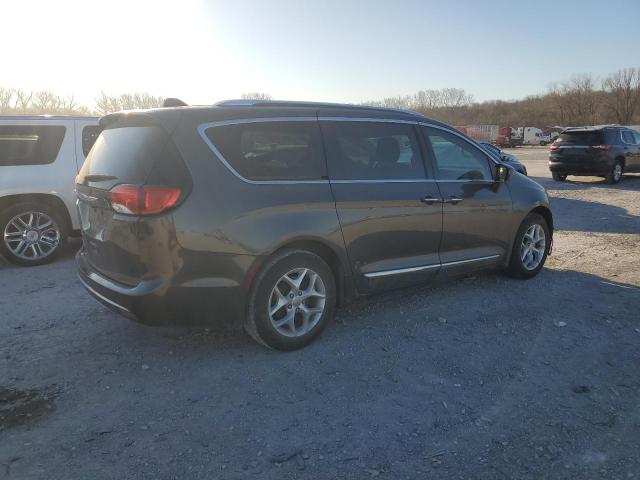 Photo 3 from auction – 2017 CHRYSLER PACIFICA T with VIN 2C4RC1EG9HR622690