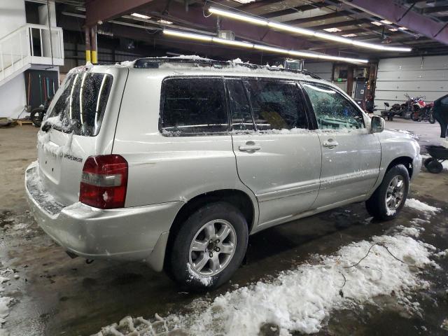Photo 3 from auction – 2004 TOYOTA HIGHLANDER with VIN JTEEP21A040040374