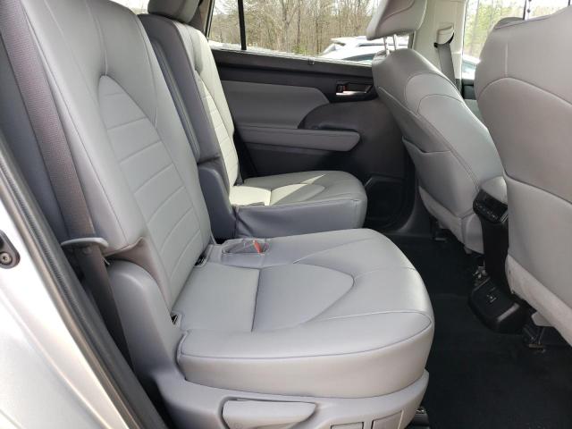 Photo 11 from auction – 2022 TOYOTA HIGHLANDER with VIN 5TDGZRBH6NS206312