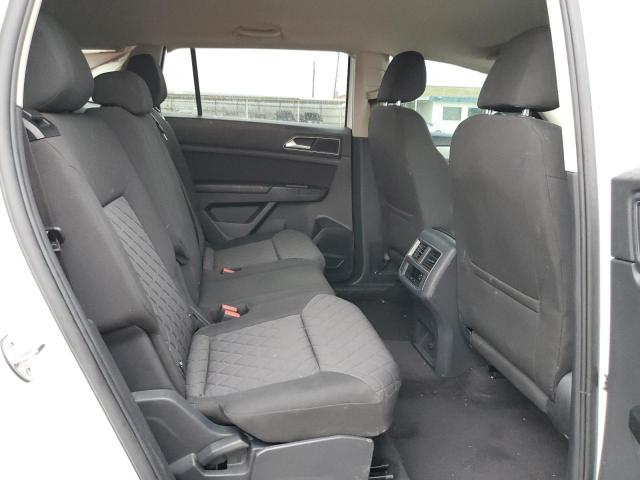 Photo 11 from auction – 2018 VOLKSWAGEN ATLAS S with VIN 1V2AP2CA7JC537172