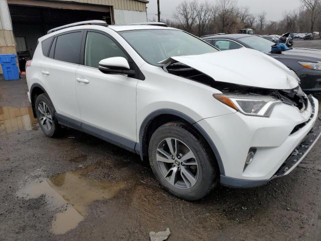 Photo 10 from auction – 2016 TOYOTA RAV4 XLE with VIN JTMRFREV9GD197610