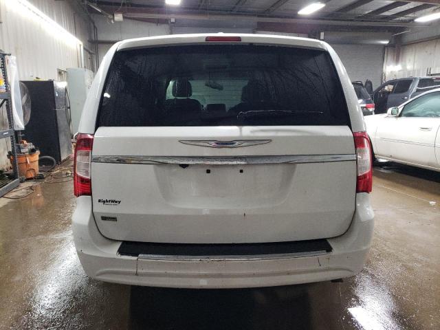 Photo 6 from auction – 2016 CHRYSLER TOWN & COU with VIN 2C4RC1BG5GR164570