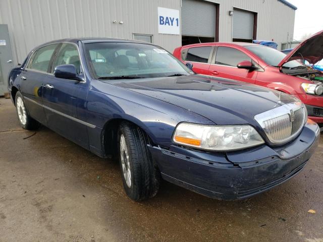 Photo 4 from auction – 2004 LINCOLN TOWN CAR E with VIN 1LNHM81W94Y631289