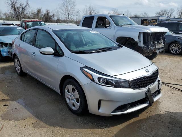 Photo 4 from auction – 2017 KIA FORTE LX with VIN 3KPFK4A73HE073034