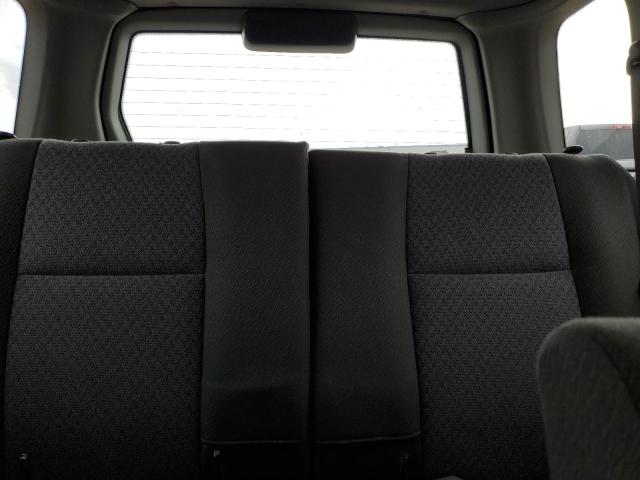 Photo 10 from auction – 2004 CHEVROLET TRACKER with VIN 2CNBE134946916652