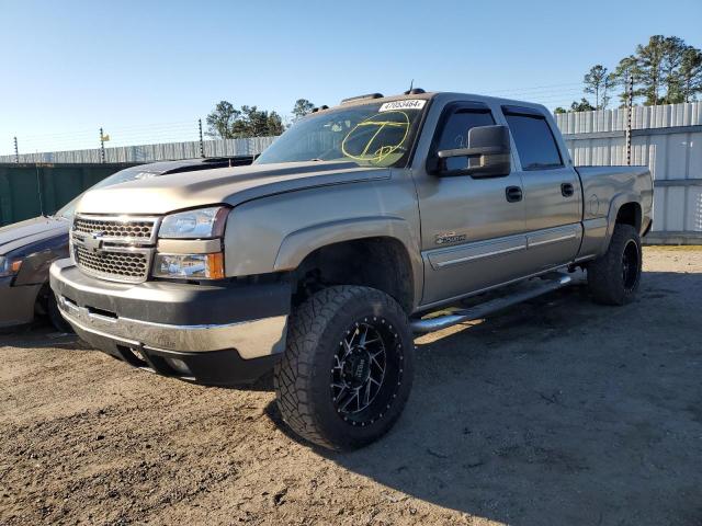 CHEVROLET SILVERADO 2005 with VIN 1GCHK232X5F968133 - Photo from auction