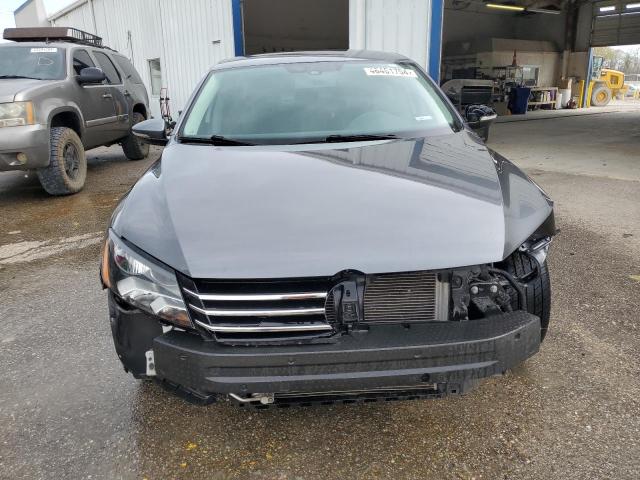 Photo 5 from auction – 2015 VOLKSWAGEN PASSAT S with VIN 1VWAT7A30FC044999