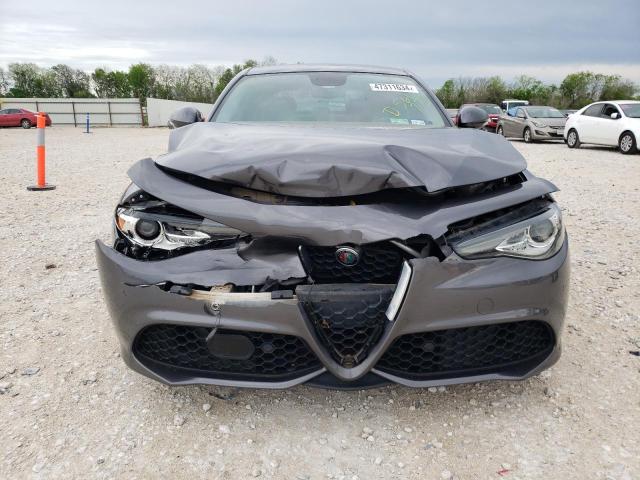 Photo 5 from auction – 2017 ALFA ROMEO GIULIA TI with VIN ZARFAECN2H7561773