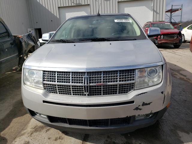 Photo 5 from auction – 2009 LINCOLN MKX with VIN 2LMDU68C29BJ00538