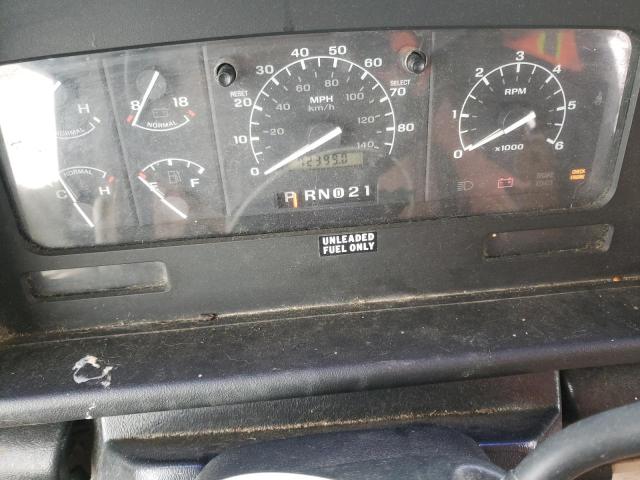 Photo 8 from auction – 1997 FORD WINNEBAGO with VIN 3FCMF53G5VJA07036