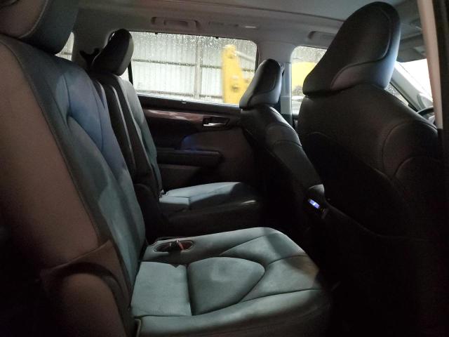 Photo 11 from auction – 2020 TOYOTA HIGHLANDER with VIN 5TDEBRCH8LS001713