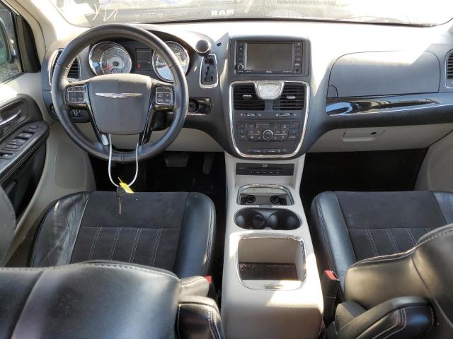 Photo 8 from auction – 2016 CHRYSLER TOWN & COU with VIN 2C4RC1JG7GR247404