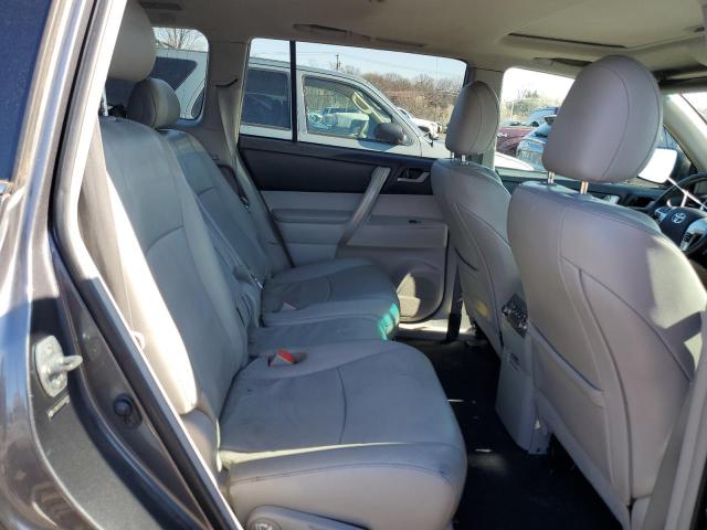 Photo 10 from auction – 2011 TOYOTA HIGHLANDER with VIN 5TDBK3EH5BS069303