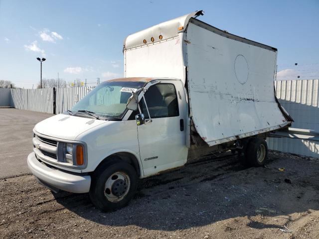 CHEVROLET EXPRESS CU 2001 with VIN 1GBJG31R011109458 - Photo from auction