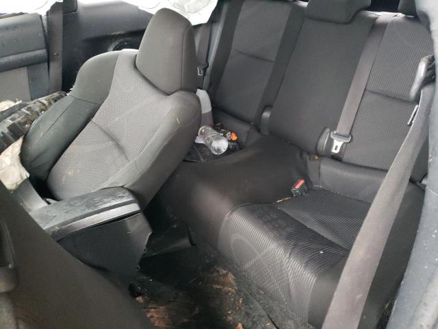 Photo 10 from auction – 2011 TOYOTA SCION TC with VIN JTKJF5C78B3005854