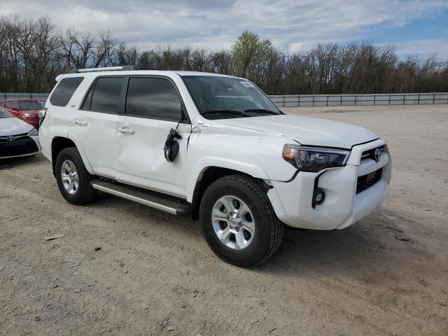 Photo 4 from auction – 2022 TOYOTA 4RUNNER SR with VIN JTEFU5JR4N5260481