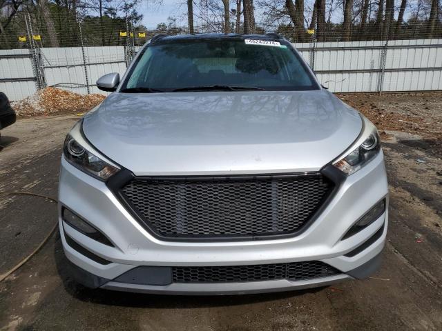 Photo 5 from auction – 2016 HYUNDAI TUCSON LIM with VIN KM8J33A27GU250797