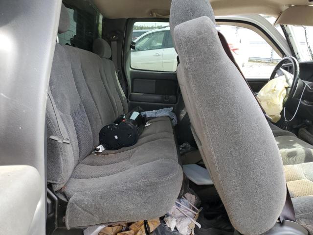 Photo 10 from auction – 2003 CHEVROLET SILVERADO with VIN 2GCEC19VX31149588