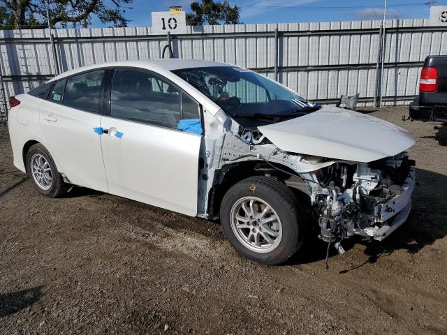 Photo 4 from auction – 2017 TOYOTA PRIUS PRIM with VIN JTDKARFP8H3065610