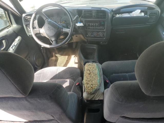 Photo 8 from auction – 2000 CHEVROLET BLAZER with VIN 1GNDT13W0Y2395433