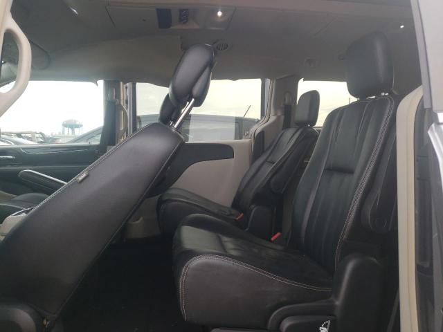 Photo 11 from auction – 2014 CHRYSLER TOWN & COU with VIN 2C4RC1BG6ER447525