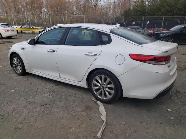 Photo 2 from auction – 2018 KIA OPTIMA LX with VIN 5XXGT4L34JG265362