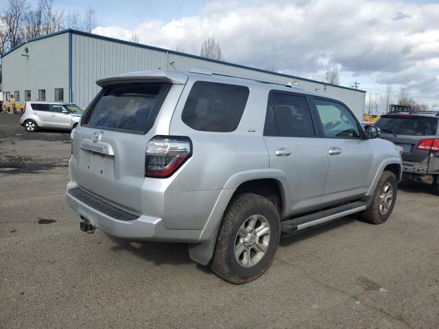 Photo 3 from auction – 2015 TOYOTA 4RUNNER SR with VIN JTEBU5JR3F5220568