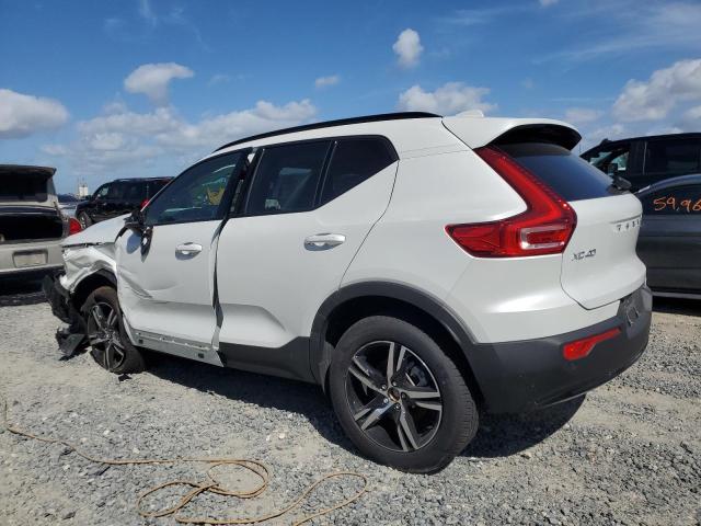 Photo 2 from auction – 2024 VOLVO XC40 CORE with VIN YV4L12UK3R2260117