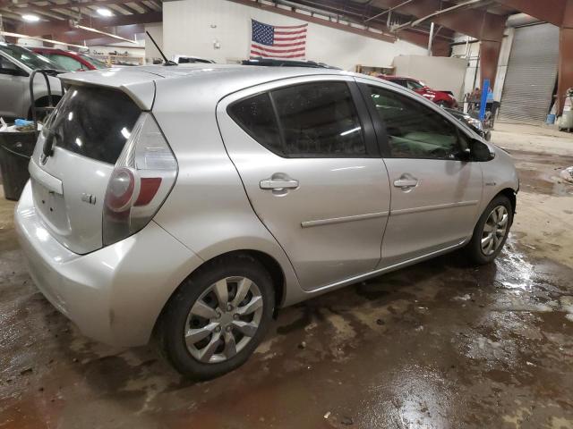 Photo 3 from auction – 2012 TOYOTA PRIUS C with VIN JTDKDTB35C1500157