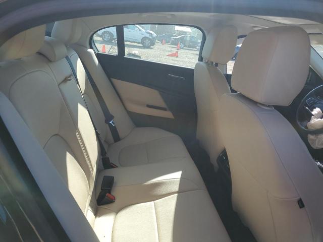 Photo 10 from auction – 2017 JAGUAR XE with VIN SAJAR4BG8HA949430
