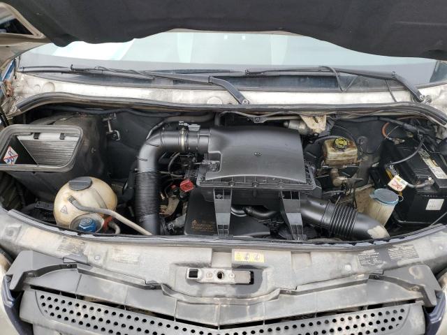 Photo 11 from auction – 2015 MERCEDES-BENZ SPRINTER 2 with VIN WD3PE8DC3F5954640