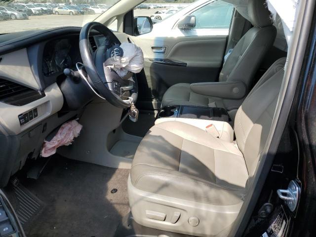 Photo 7 from auction – 2017 TOYOTA SIENNA XLE with VIN 5TDDZ3DC4HS159478