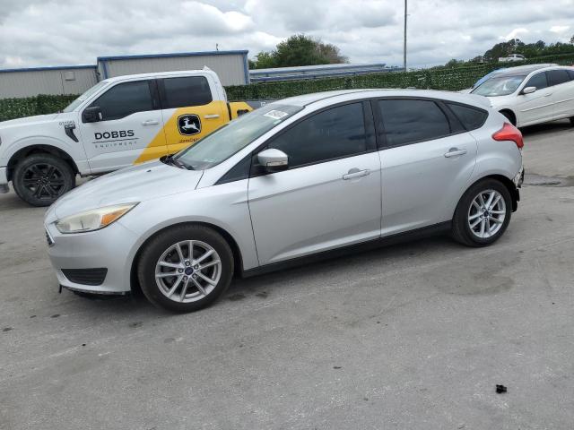 FORD FOCUS SE 2015 with VIN 1FADP3K28FL223476 - Photo from auction