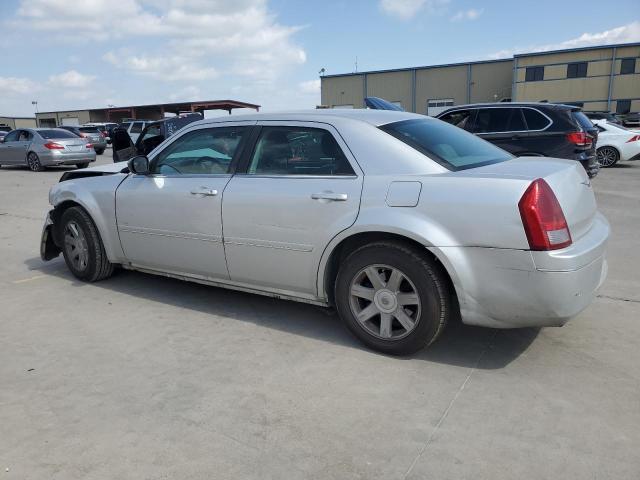 Photo 2 from auction – 2005 CHRYSLER 300 TOURIN with VIN 2C3JA53G55H620390