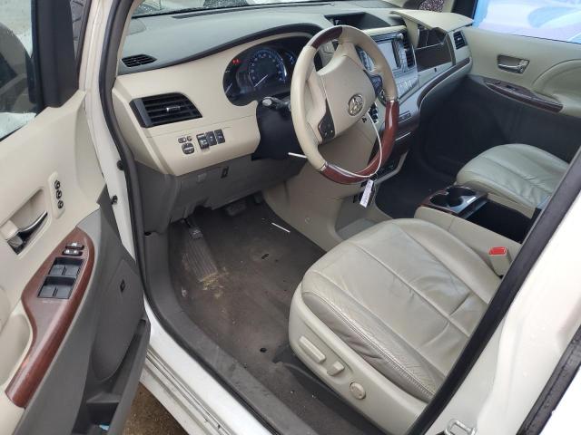 Photo 8 from auction – 2011 TOYOTA SIENNA XLE with VIN 5TDYK3DC9BS027068