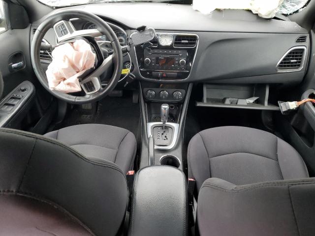 Photo 8 from auction – 2013 CHRYSLER 200 TOURIN with VIN 1C3CCBBB4DN696177