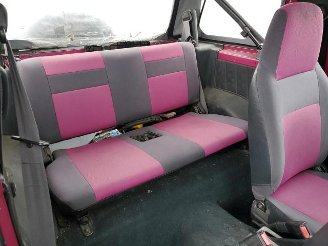Photo 10 from auction – 1993 GEO TRACKER with VIN 2CNBJ18U8P6902668