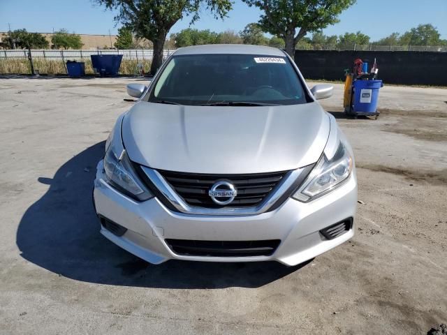 Photo 5 from auction – 2017 NISSAN ALTIMA 2.5 with VIN 1N4AL3AP3HC194970