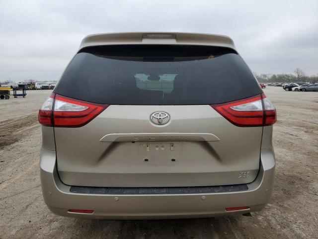 Photo 6 from auction – 2017 TOYOTA SIENNA XLE with VIN 5TDDZ3DC1HS161849