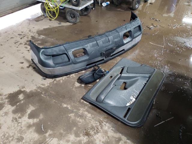 Photo 12 from auction – 2003 CHEVROLET SILVERADO with VIN 1GCEK19T33Z165124